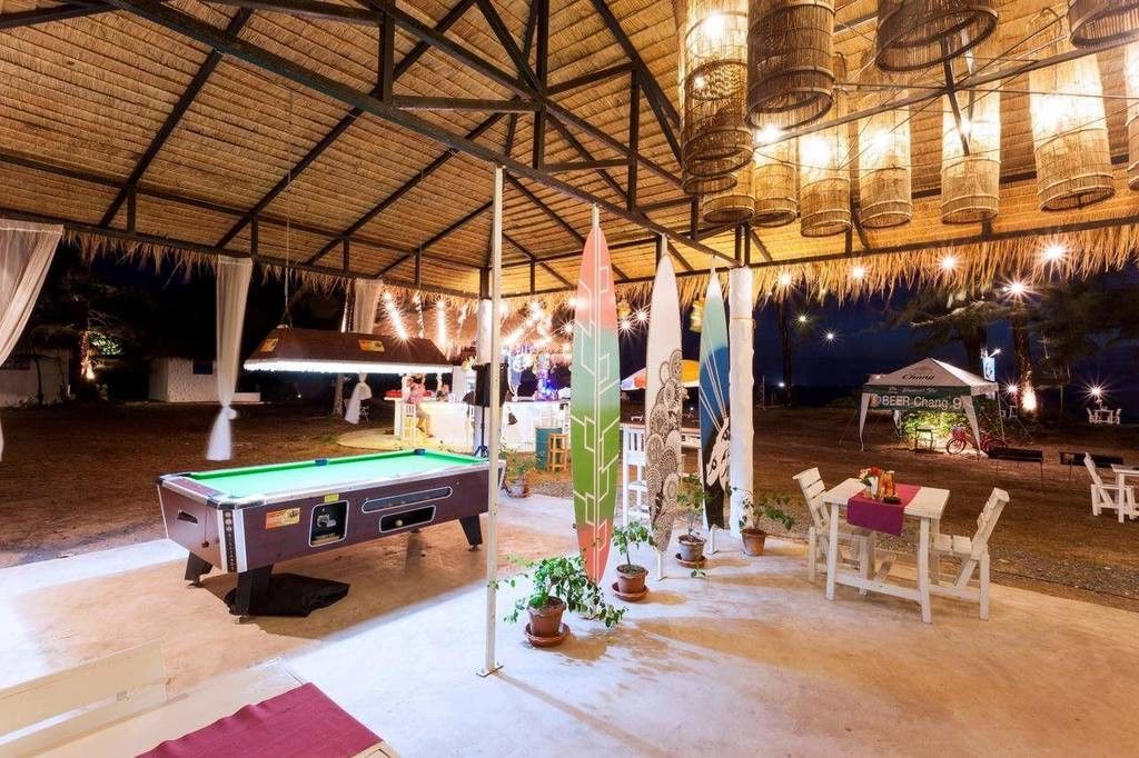 Hôtel Micky Monkey Beach At Maikhao Beach à Mai Khao Extérieur photo